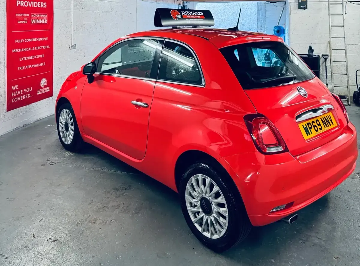 Used Fiat 500 Lounge 69 HP (50 kW) 2019 Pink Hatchback