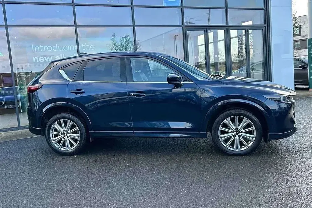 Second-hand Mazda CX-5 Inclusive 165 CP (121 kW) 2022 Albastru SUV