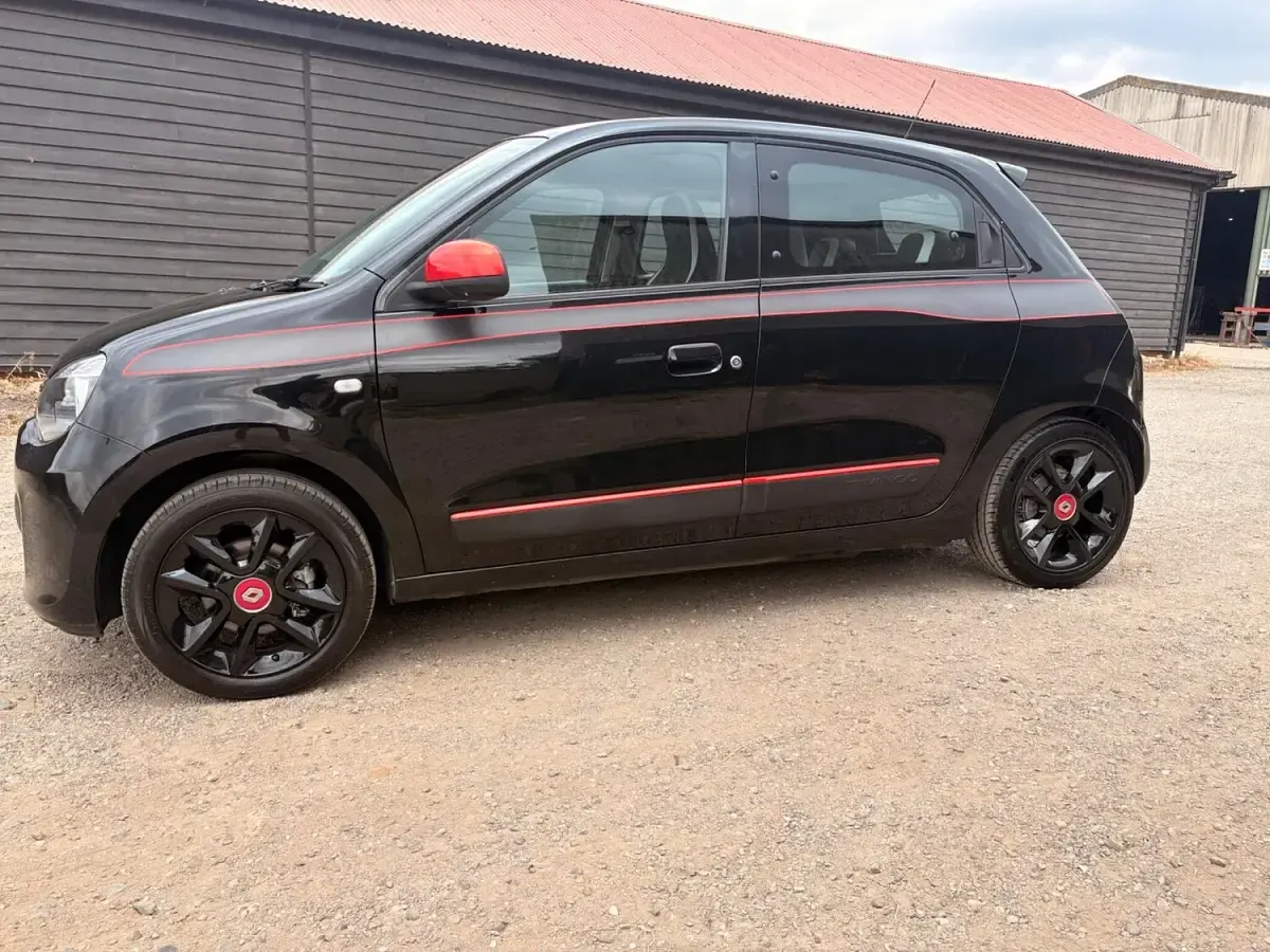 Used Renault Twingo Dynamique 2015 Black Hatchback