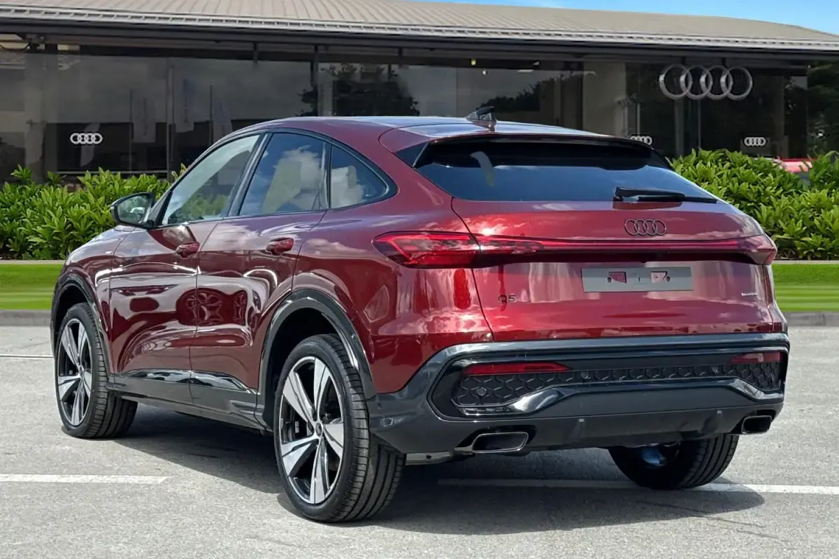 New Audi Q5 Sportback Black Edition 2026 Red SUV