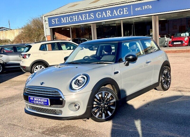 Grey Used 2021 Mini Cooper Exclusive Hatchback | £15,495 (Expensive) - Image 1/4