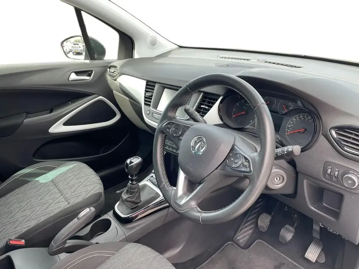 Used Vauxhall Crossland X S 108 HP (79 kW) 2020 Grey SUV