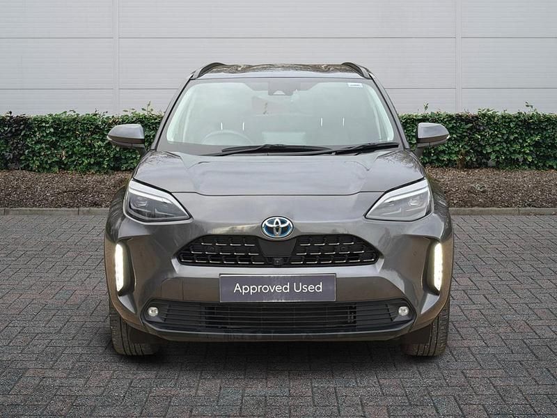 Used Toyota Yaris Hybrid City 2024 Grey Hatchback