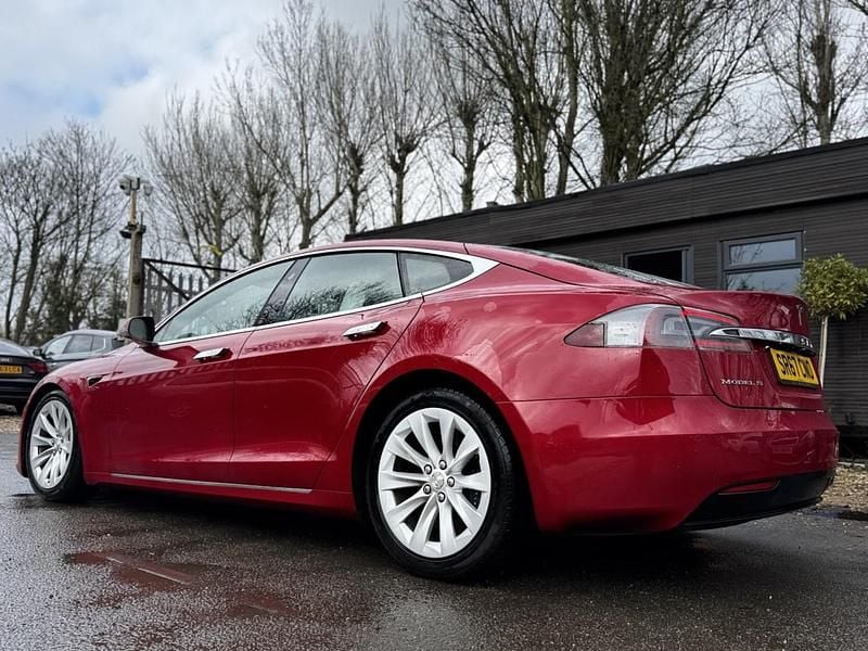 Used Tesla Model S 241 kW (328 HP) 2017 Red Hatchback