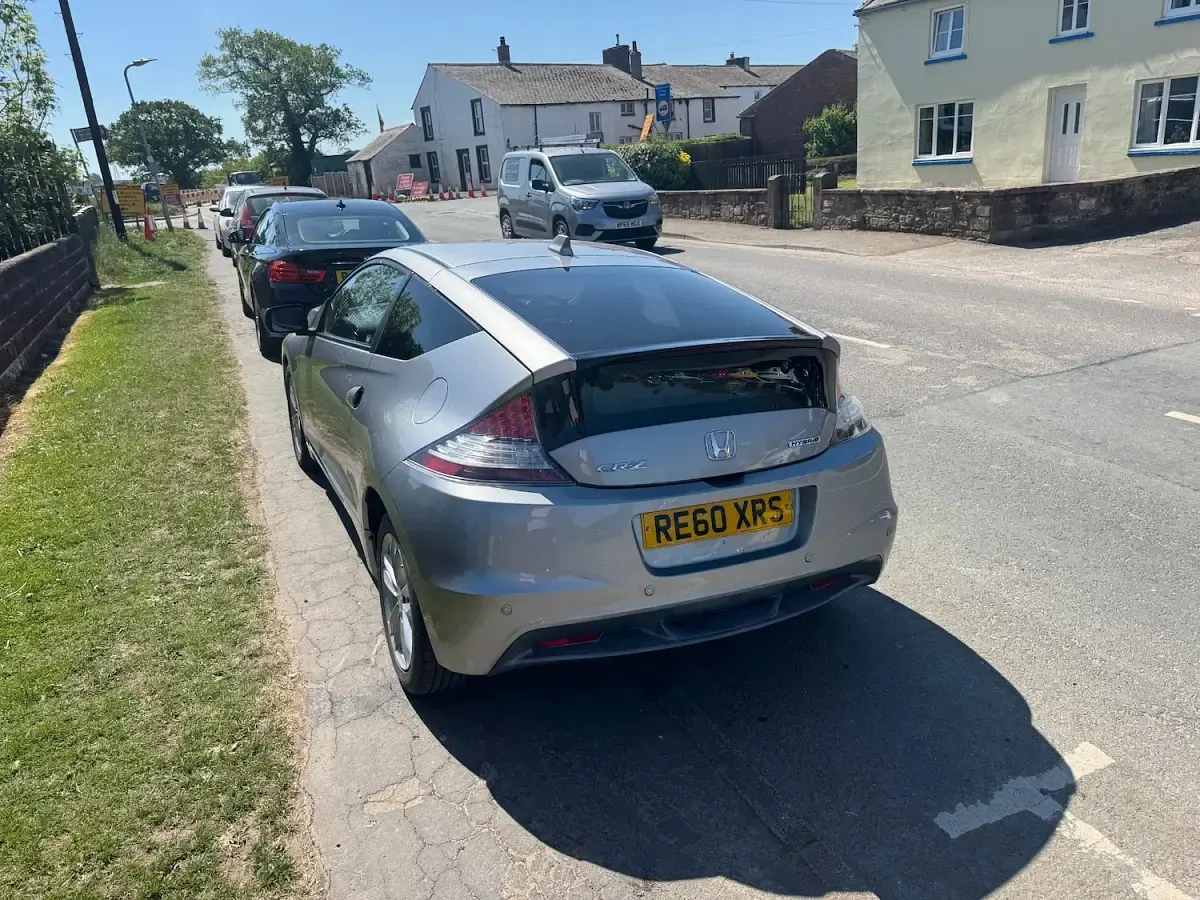 Used Honda CR-Z Hybrid 124 HP (91 kW) 2010 Silver Coupe