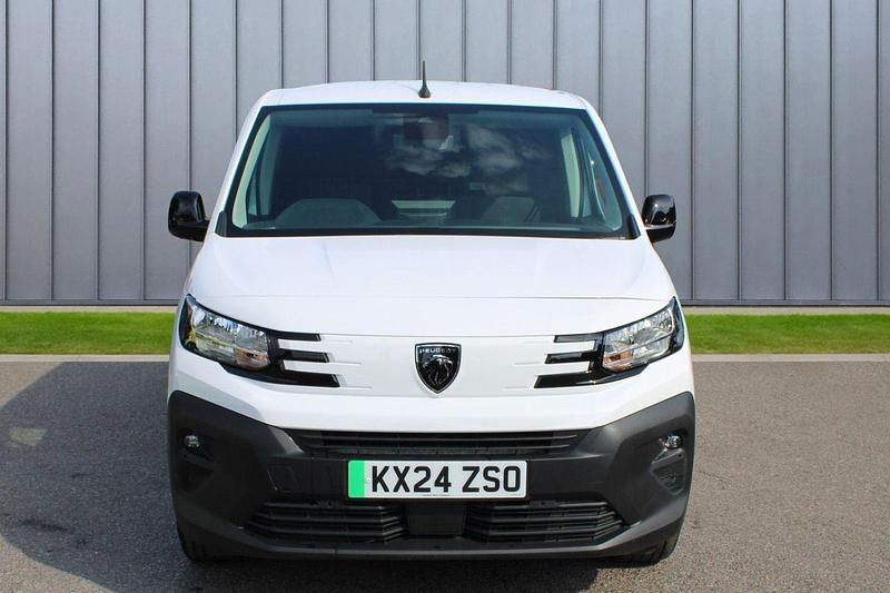 White Used 2024 Peugeot E-Partner MPV | £16,769 (Fair price) - Image 1/4