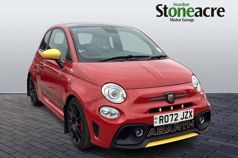 Used Abarth 695 Turismo 180 HP (132 kW) 2022 Red Hatchback