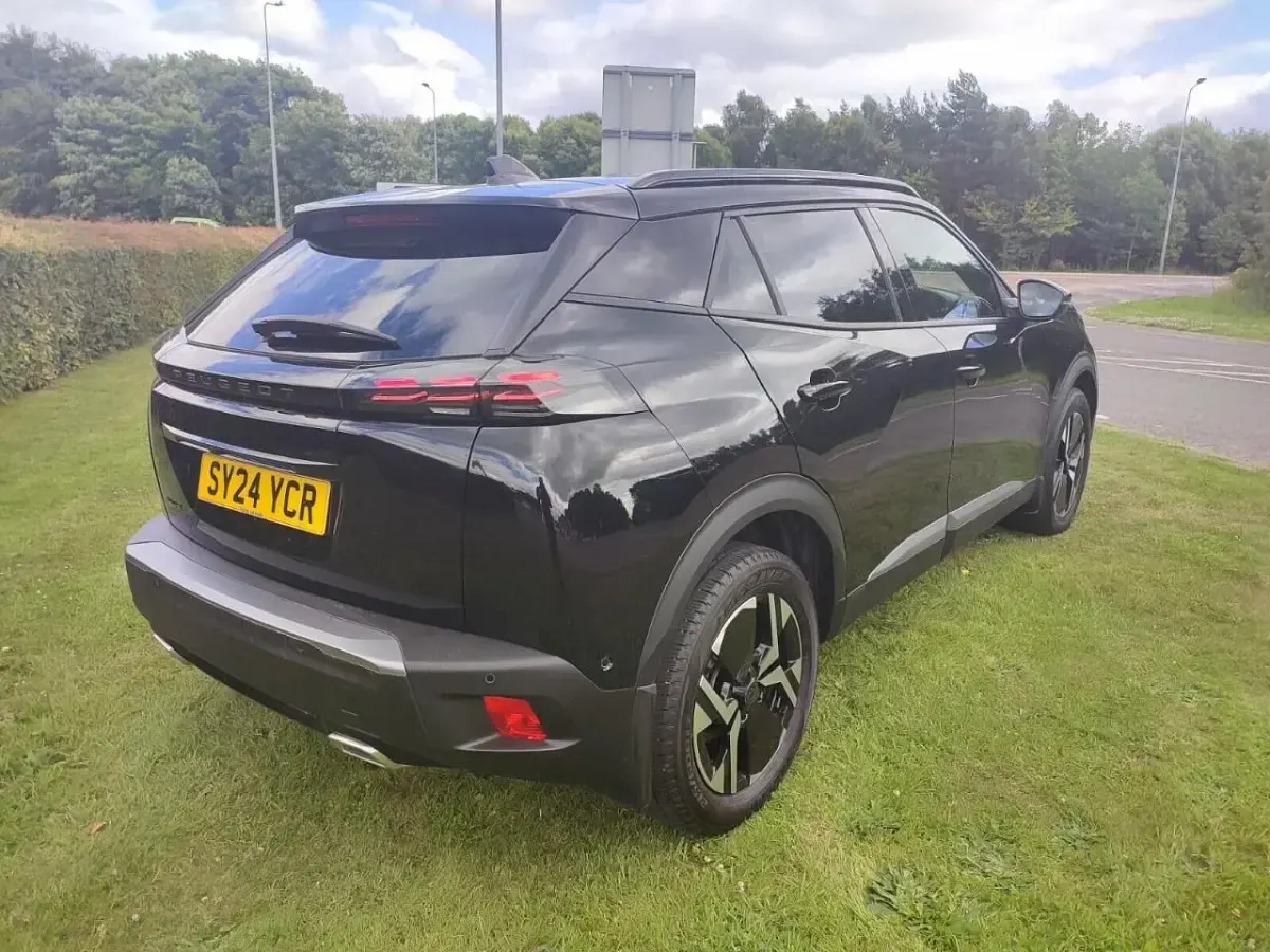 Used Peugeot 2008 Allure 129 HP (94 kW) 2024 Black SUV
