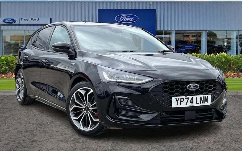 Used 2024 Ford Focus ST-Line X Hatchback | £20,970 (A bit pricey) - Image 1/4