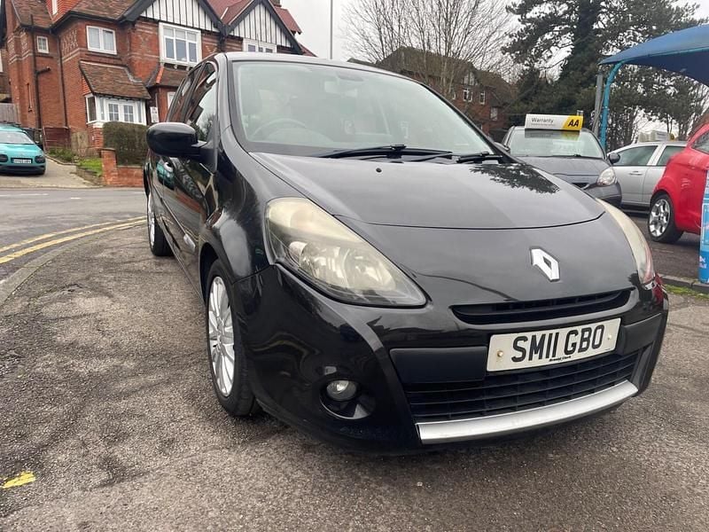 Used Renault Clio II Dynamique 75 HP (55 kW) 2011 Black Hatchback