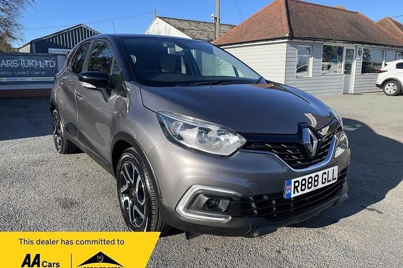 Grey/black Used 2018 Renault Captur Iconic SUV | £8,990 (Fair price) - Image 1/1