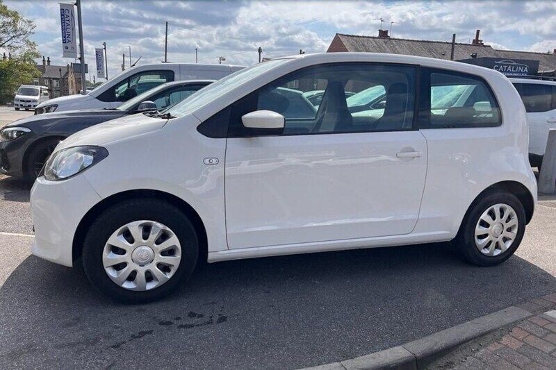 White Used 2013 Skoda Citigo SE Hatchback | £6,250 (Fair price) - Image 1/1