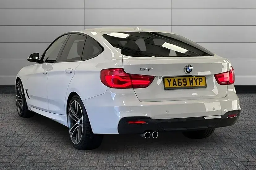Used BMW 320 Gran Turismo M Sport 187 HP (137 kW) 2020 White Hatchback
