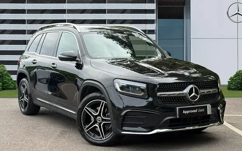 Used Mercedes GLB200 Executive 163 HP (119 kW) 2025 SUV
