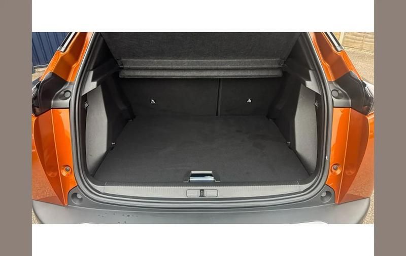 Used Peugeot 2008 Premium 131 HP (96 kW) 2022 Orange SUV