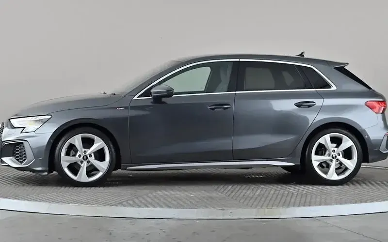 Used Audi A3 Sportback S-Line 150 HP (110 kW) 2024 Hatchback