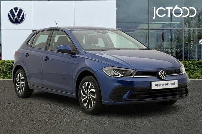 Used VW Polo Life 80 HP (58 kW) 2022 Blue Hatchback