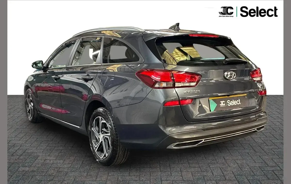 Used Hyundai i30 SE 120 HP (88 kW) 2021 Grey Estate