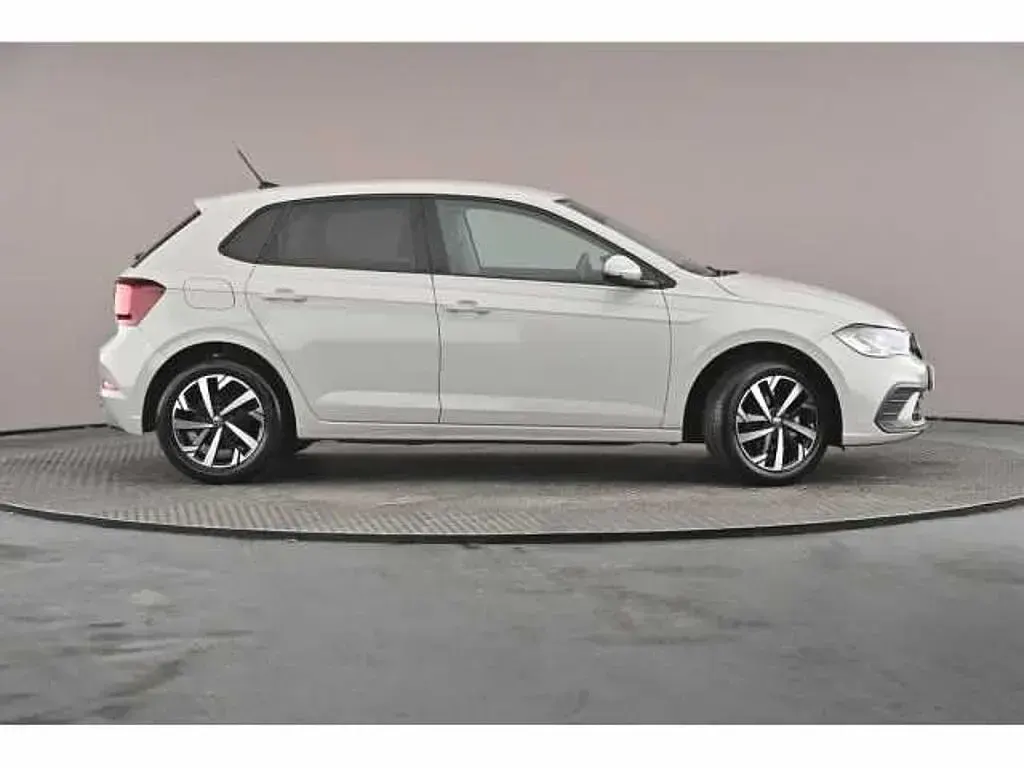 Used VW Polo 95 HP (69 kW) 2026 Hatchback