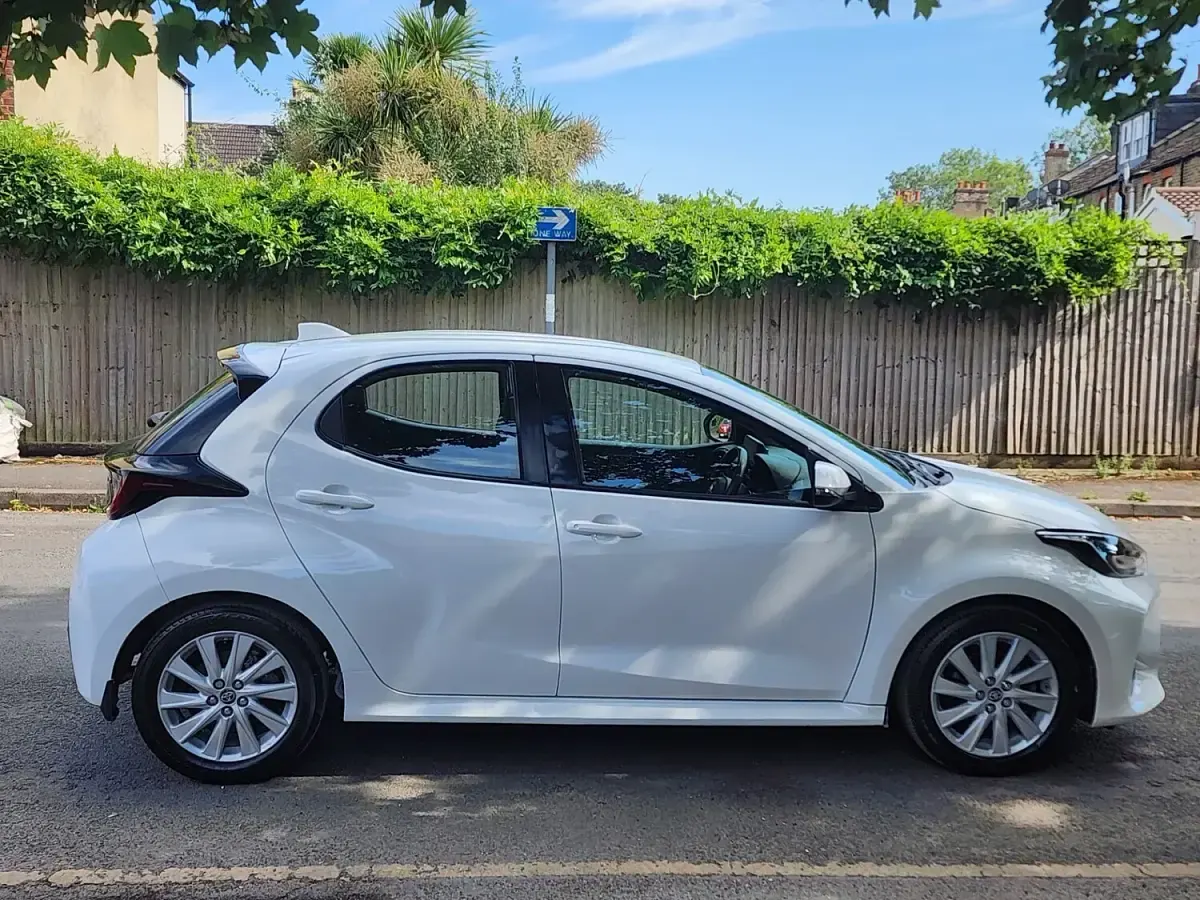 Used Toyota Yaris 2022 White Hatchback