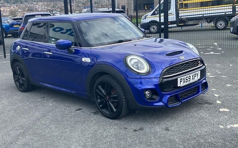 Używany Mini Cooper S Hatch 192 KM (141 kW) 2019 Niebieski Hatchback
