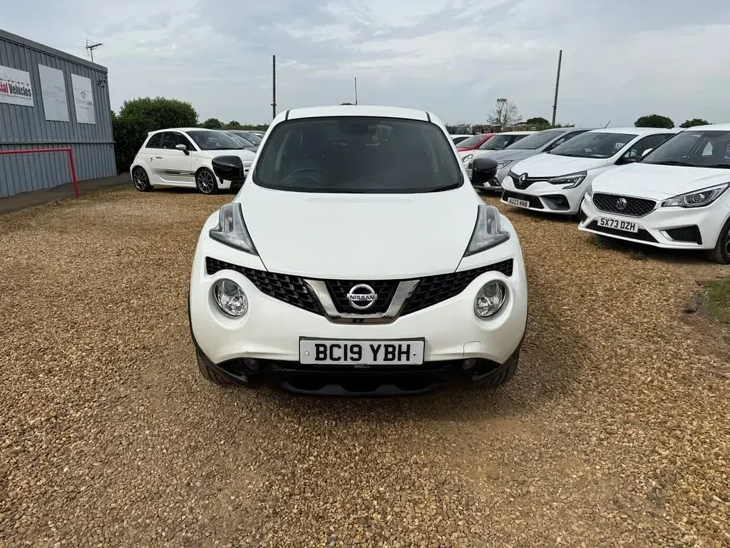 Used Nissan Juke 112 HP (82 kW) 2019 White SUV