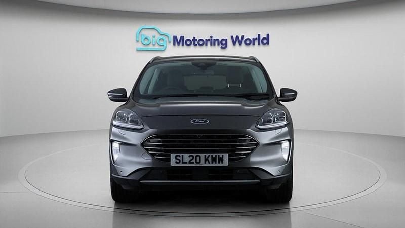 Używany Ford Kuga Titanium 190 KM (139 kW) 2020 Szary SUV