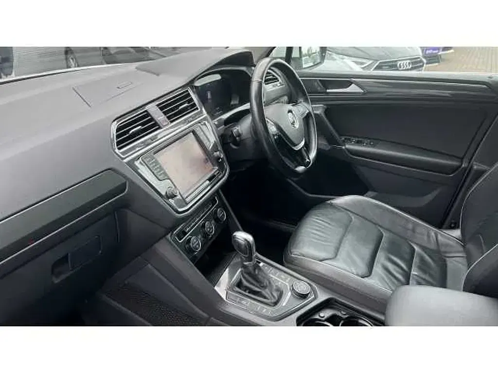 Używany VW Tiguan SEL 150 KM (110 kW) 2016 Biały SUV