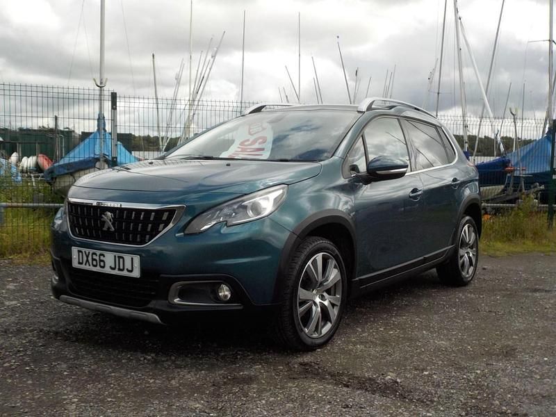 Green Used 2016 Peugeot 2008 Allure SUV | £4,895 (Fair price) - Image 1/4