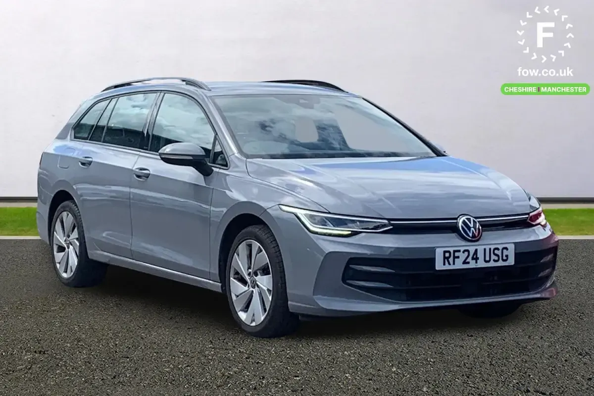Used VW Golf VIII Life 116 HP (85 kW) 2024 Estate