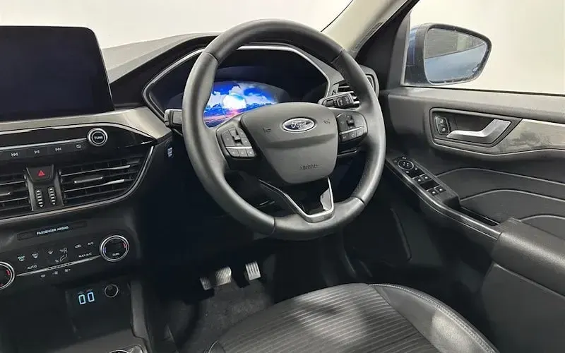 Used Ford Kuga Titanium 190 HP (139 kW) 2021 Blue SUV