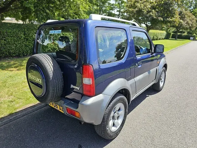 Used Suzuki Jimny 2006 Blue SUV