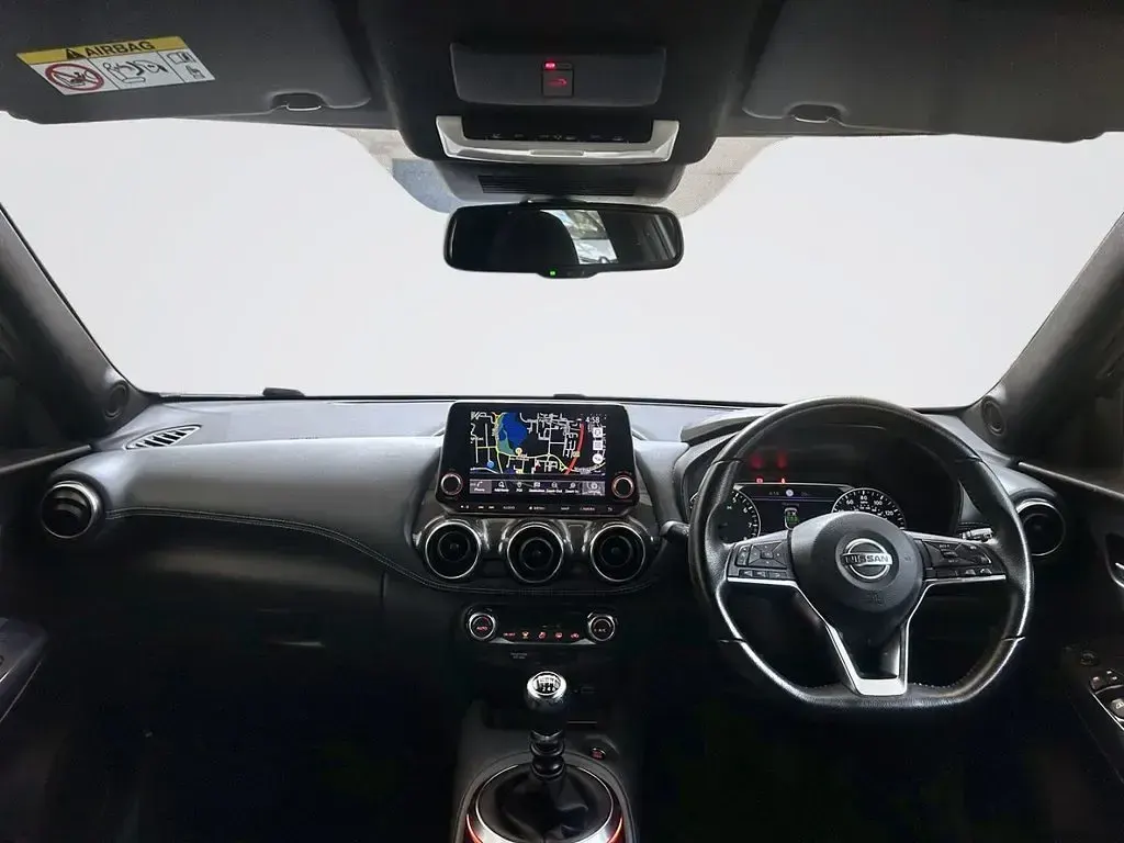 Used Nissan Juke N-Connecta 117 HP (86 kW) 2019 Grey SUV