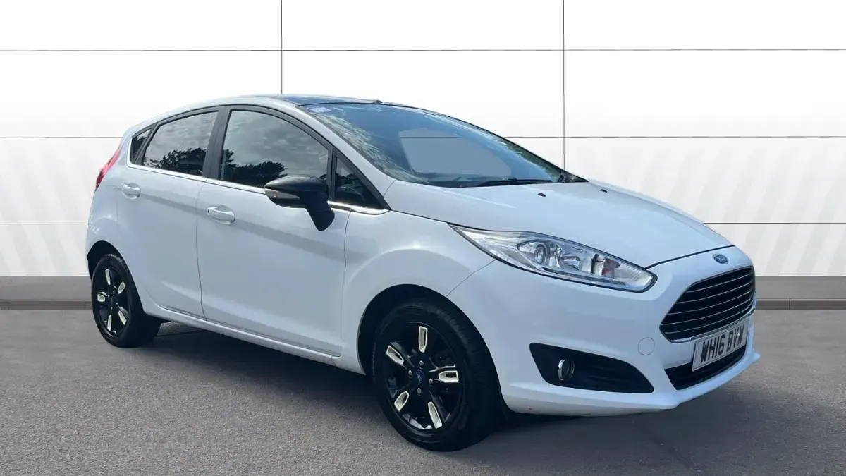 Used Ford Fiesta Zetec 101 HP (74 kW) 2016 Hatchback