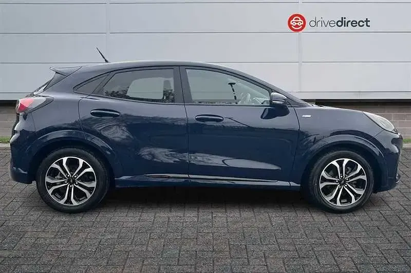 Begagnad Ford Puma ST-Line 2020 Blå SUV