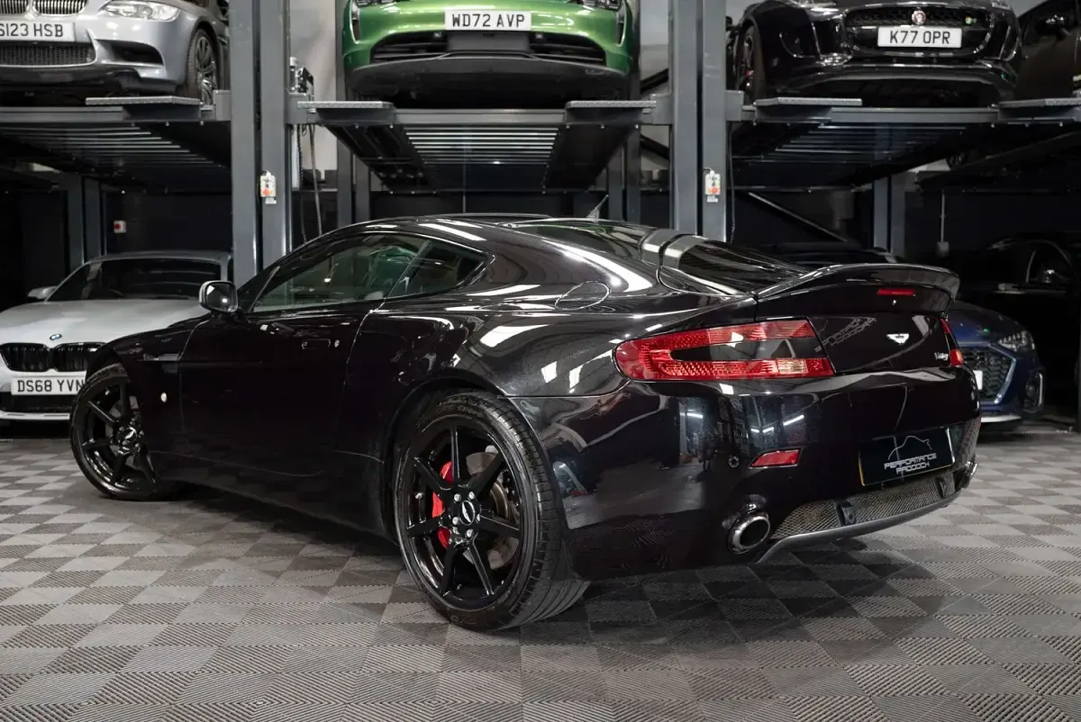 Used Aston Martin Vantage 2006 Black Coupe