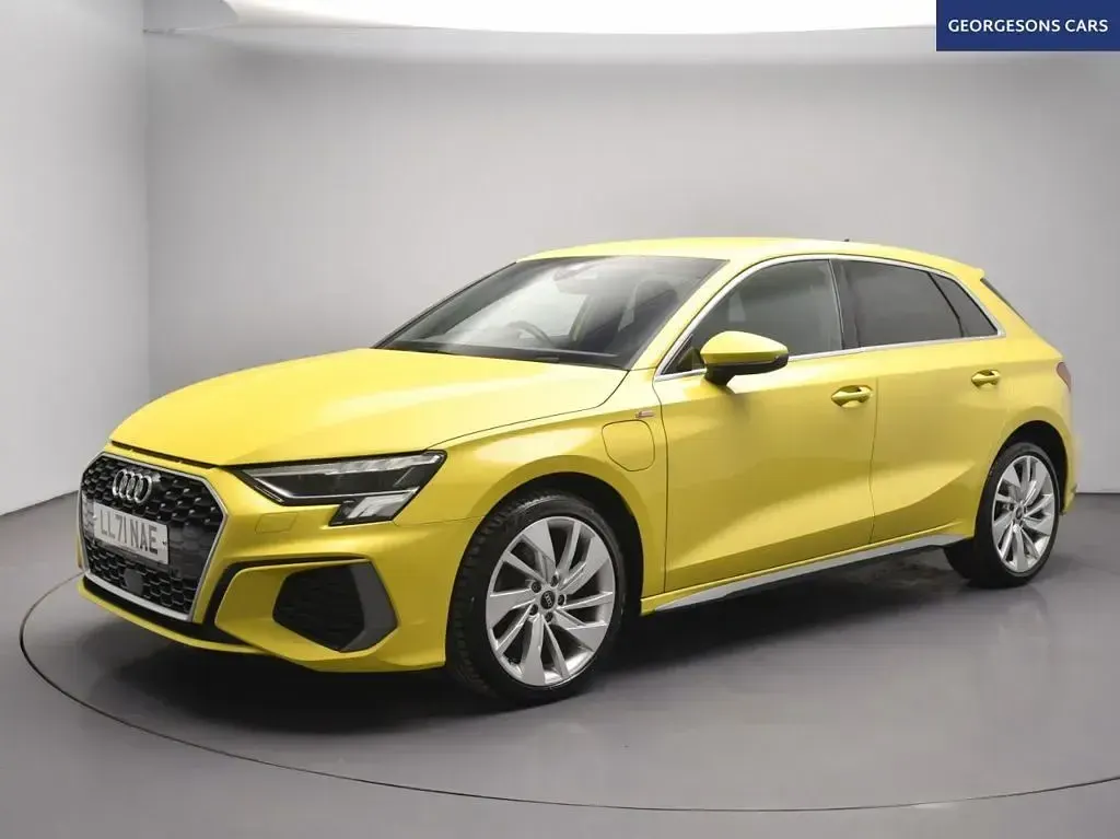 Used Audi A3 Sportback S-Line 204 HP (150 kW) 2021 Yellow Hatchback