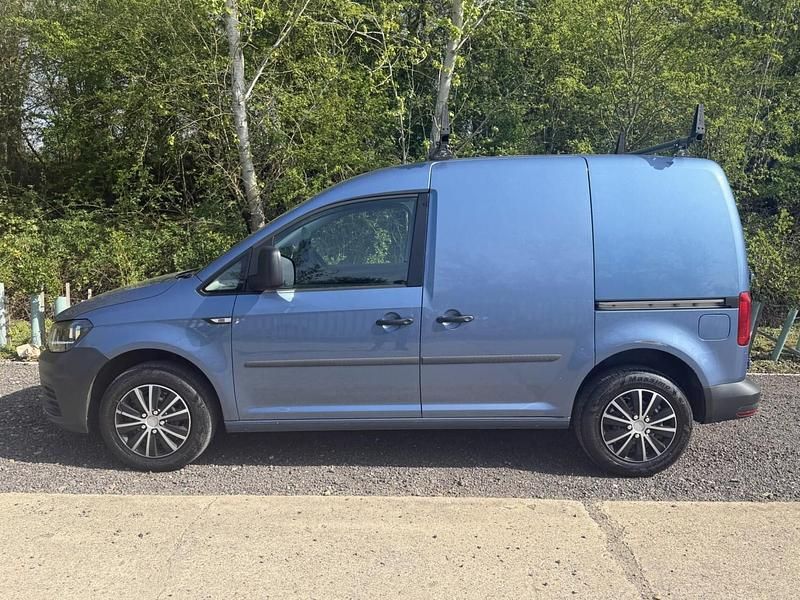 Begagnad VW Caddy Startline 75 HK (55 kW) 2016 Blå Minibuss