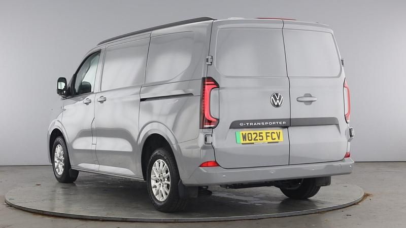 Used VW Transporter Pro 64 kW (88 HP) 2025 Stone grey Van