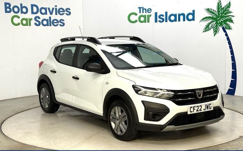 White Used 2022 Dacia Sandero Essentiel Hatchback | £9,950 (Good price) - Image 1/4