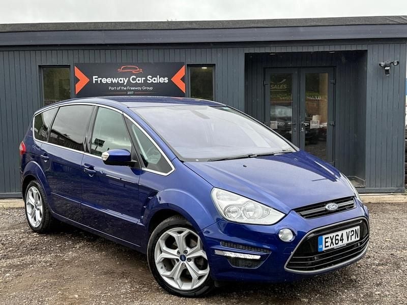 Blue Used 2014 Ford S-MAX Titanium MPV | £5,150 (Fair price) - Image 1/3