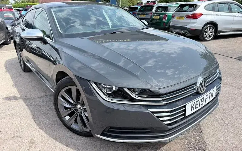 Used VW Arteon Elegance 150 HP (110 kW) 2019 Hatchback