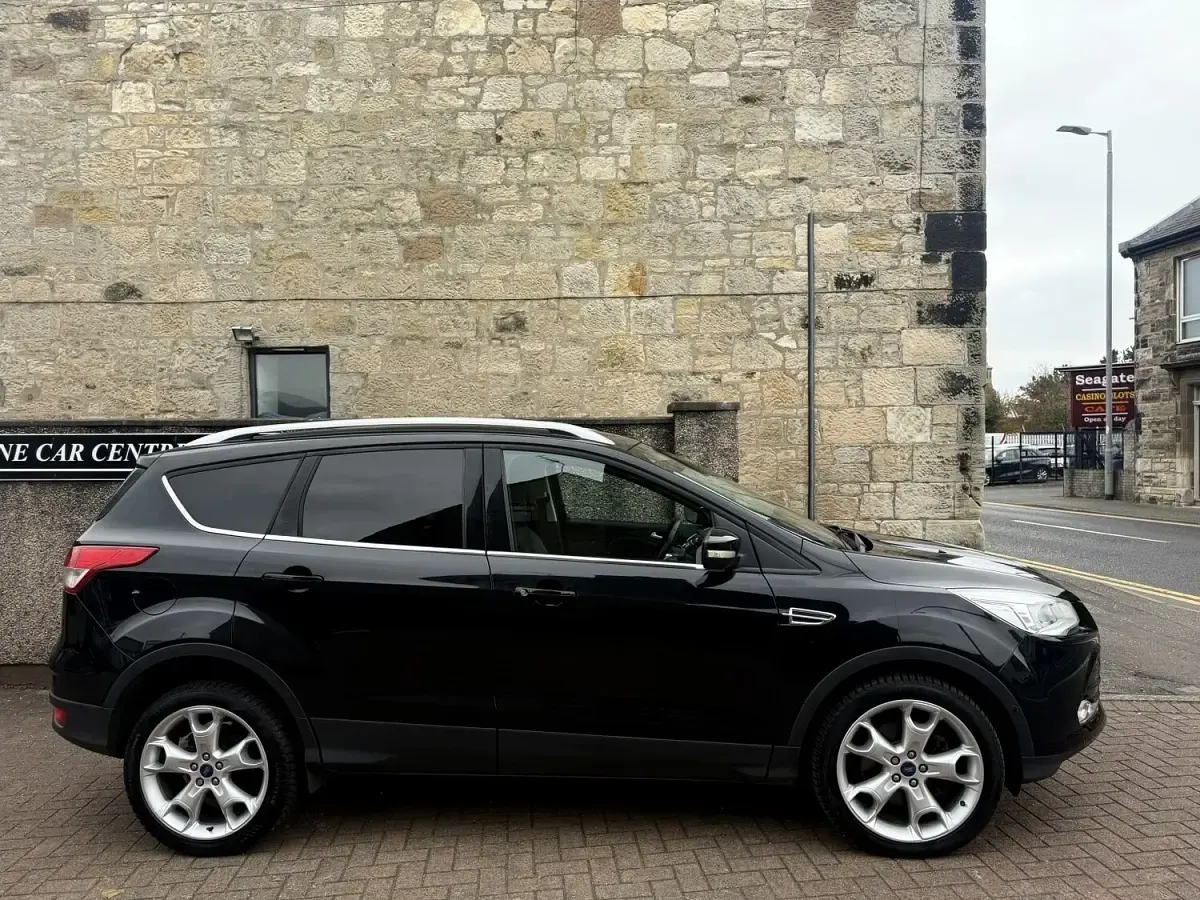 Used Ford Kuga Titanium 163 HP (119 kW) 2014 Black SUV