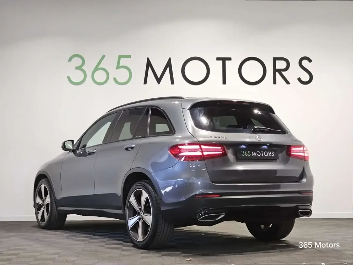 Used Mercedes GLC220 Urban 170 HP (125 kW) 2019 Grey SUV
