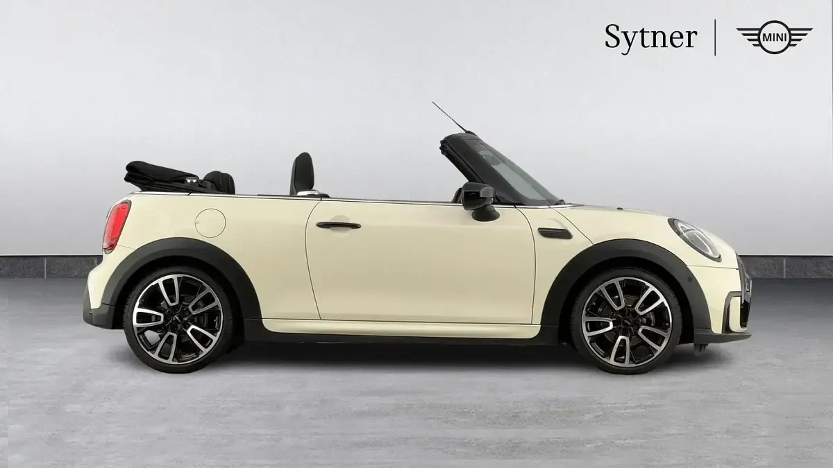 Used Mini Cooper Cabriolet Sport 134 HP (98 kW) 2021 White Cabriolet