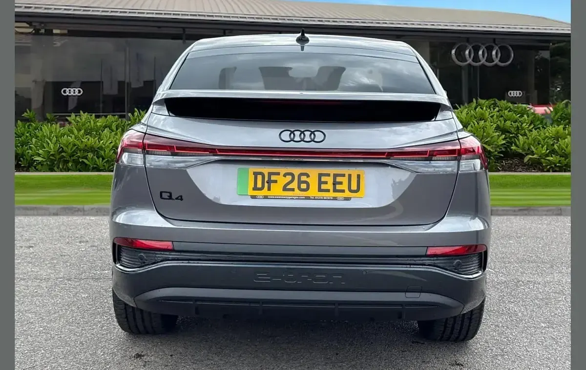 Used Audi Q4 e-tron Black Edition 150 kW (204 HP) 2026 Grey SUV