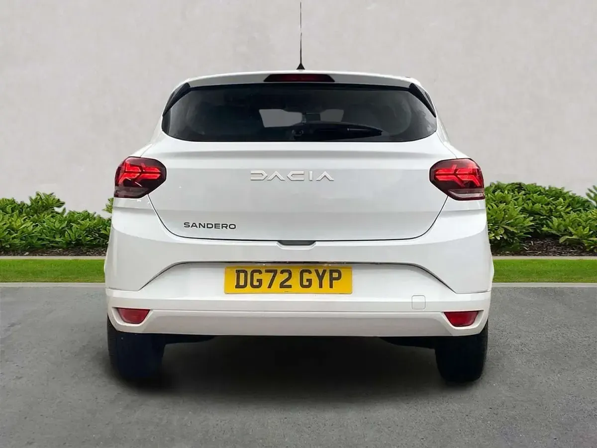 Used Dacia Sandero Essentiel 2023 White Hatchback