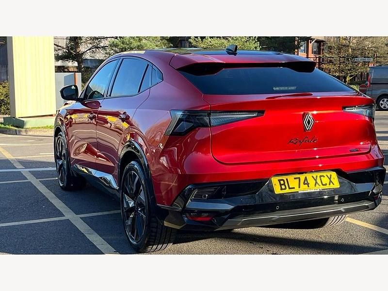 Begagnad Renault Rafale Techno Esprit Alpine 300 HK (220 kW) 2024 Röd SUV