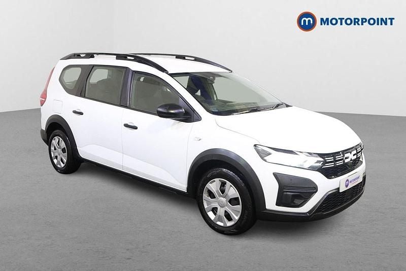 White Used 2023 Dacia Jogger Essentiel MPV | £11,899 (Fair price) - Image 1/4