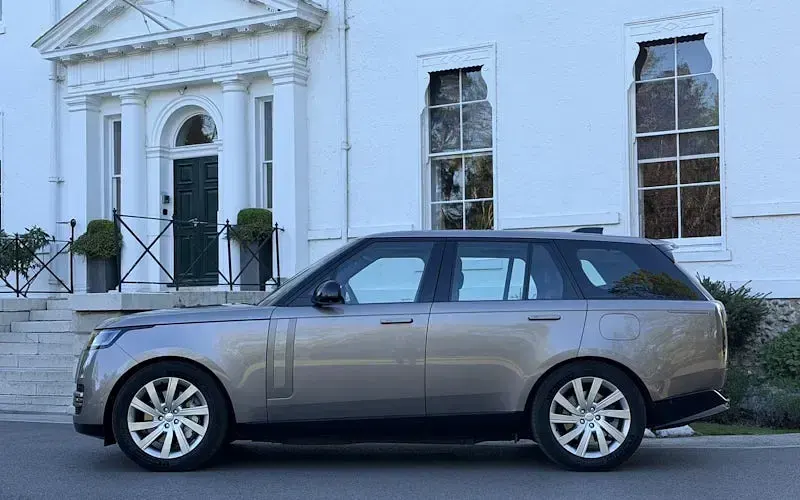 Gebraucht Land Rover Range Rover SE 441 PS (324 kW) 2022 Braun SUV